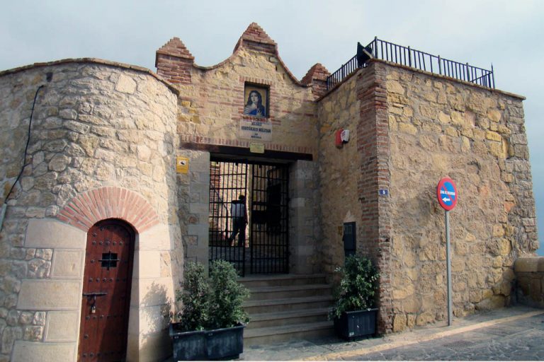 Cuarteles Militares En Melilla